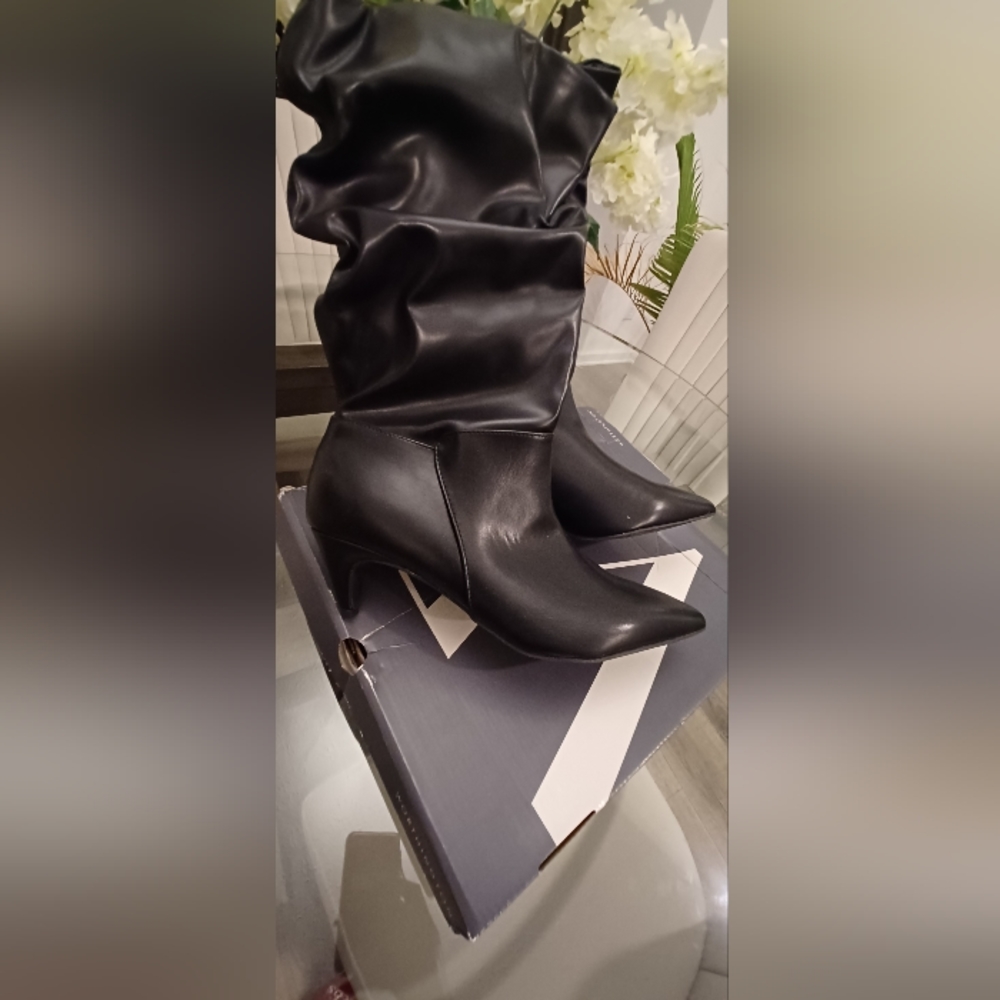 WORTHINGTON Memory foam New Black Slouch Kitten heel boots..Sz11....NWT